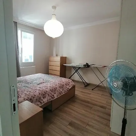 Apartment Spacious And *